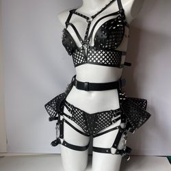 Sexy harnss set, Genuine leather bra panties, laser cut harness, women's leather harness, whip and cake