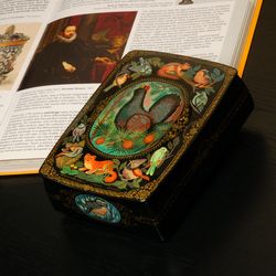 Wildlife jewelry box hand-painted animals russian miniature Art