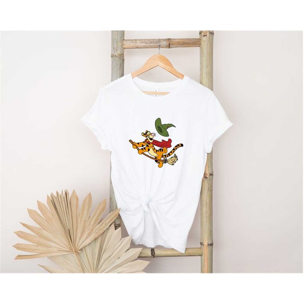 MR-148202383534-tigger-halloween-shirt-disney-tigger-shirt-winnie-the-pooh-image-1.jpg