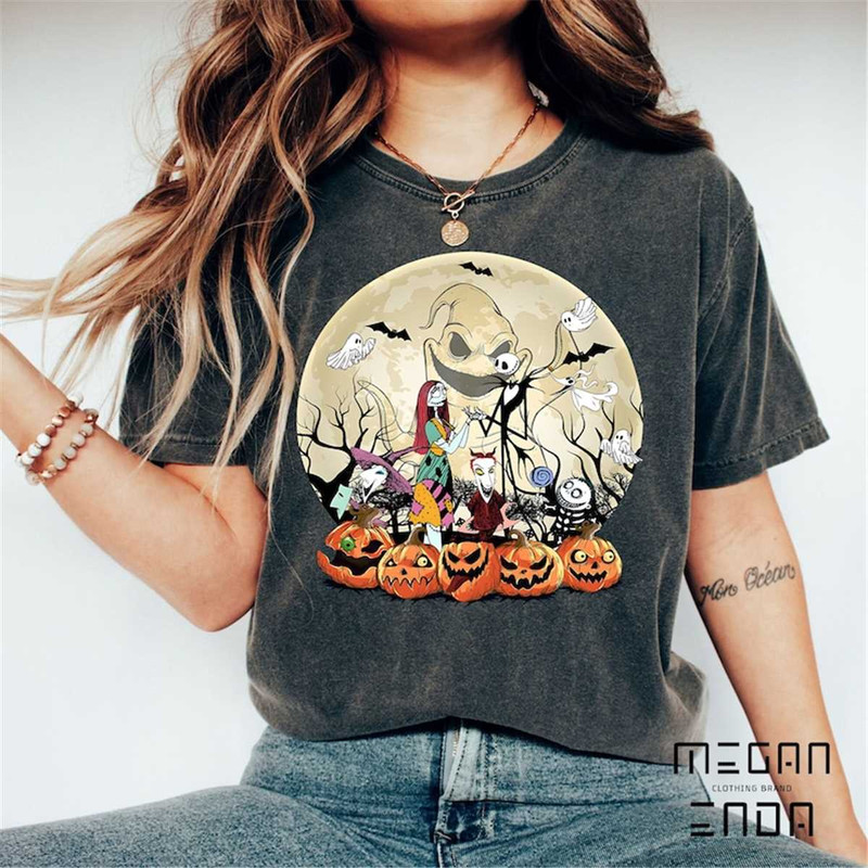 MR-1482023104341-retro-the-nightmare-before-christmas-halloween-shirt-lock-image-1.jpg