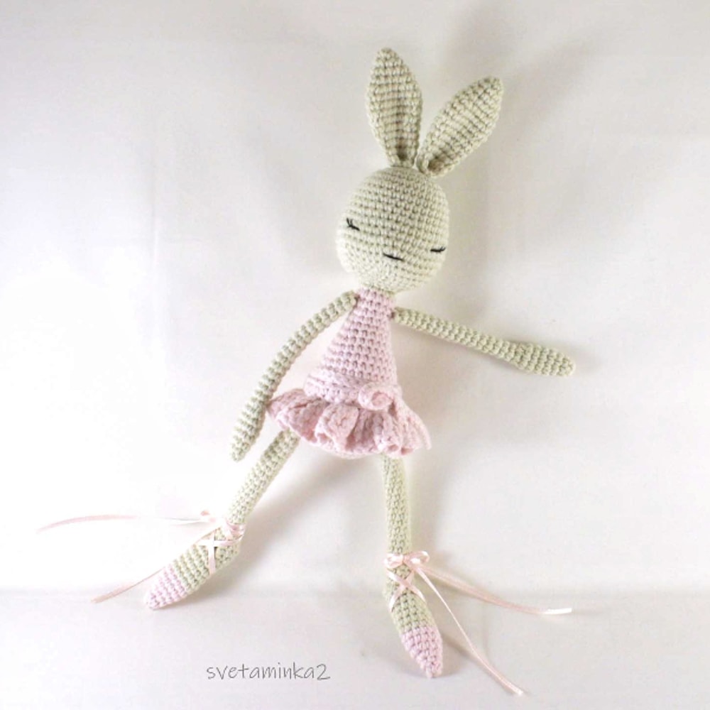ballerina-bunny-crochet-pattern.jpeg
