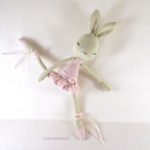 ballerina-bunny-amigurumi-pattern.jpeg