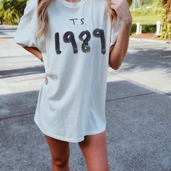 i'm basically a detective - crime show lover - true crime shows - mystery show lover - armchair detective - gift for her