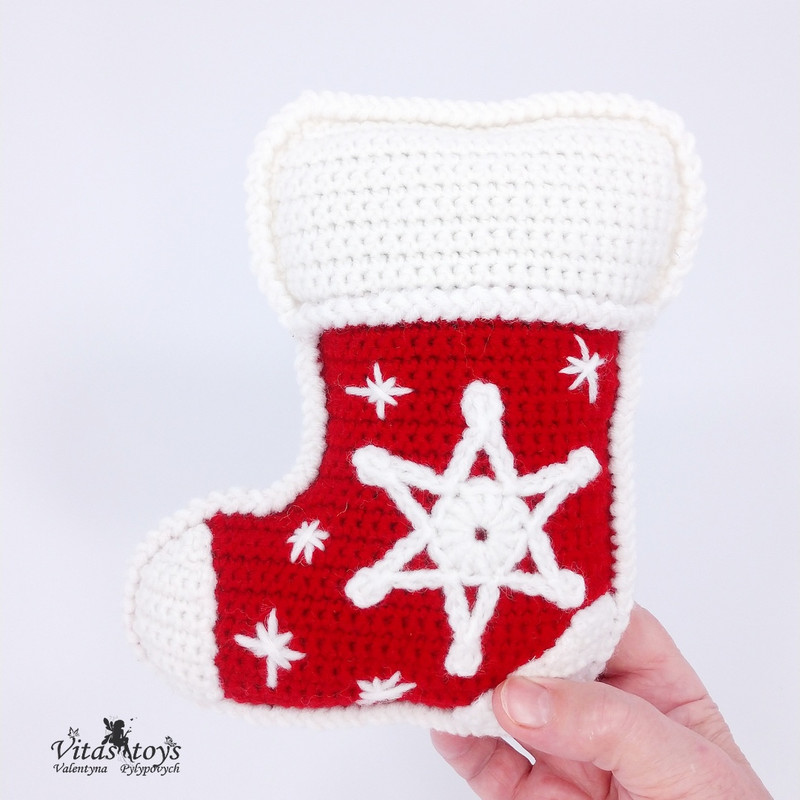 Crochet stocking toy pattern.jpg