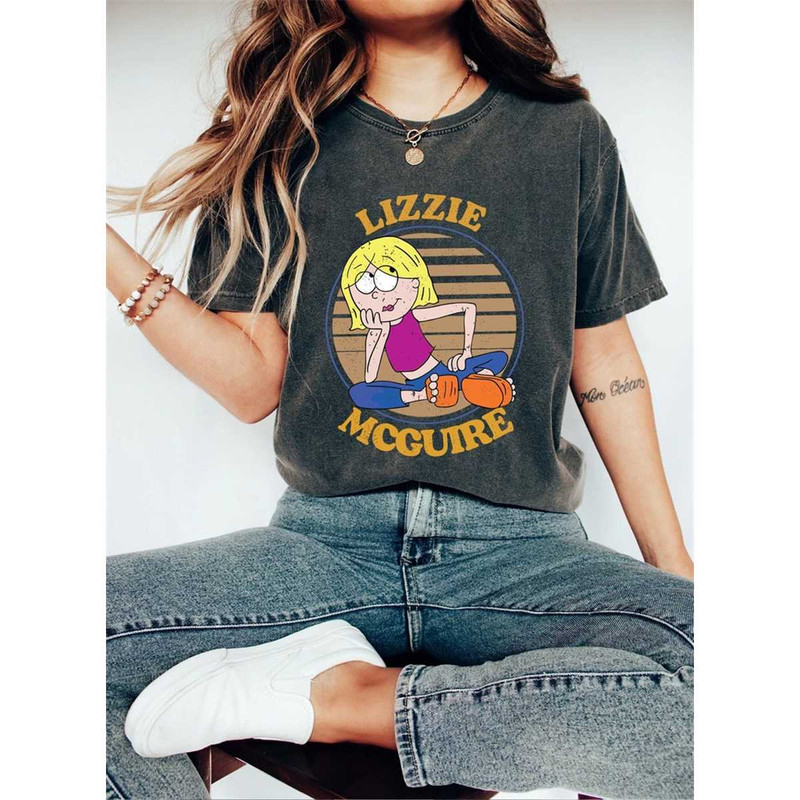 MR-1582023174430-disney-lizzie-mcguire-retro-90s-t-shirt-what-dreams-are-made-image-1.jpg