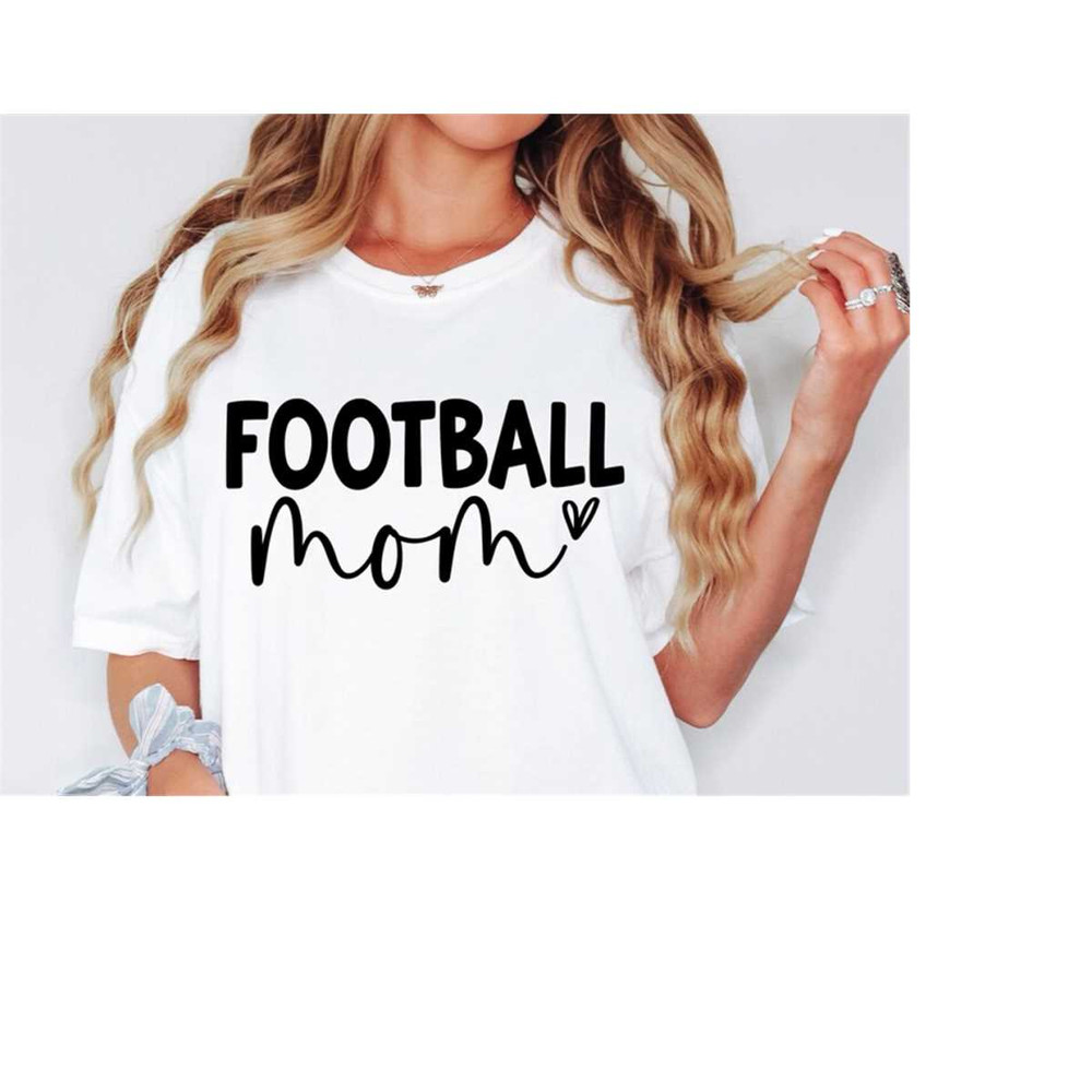 MR-158202321124-football-mom-svg-football-shirt-svg-football-mama-field-day-image-1.jpg