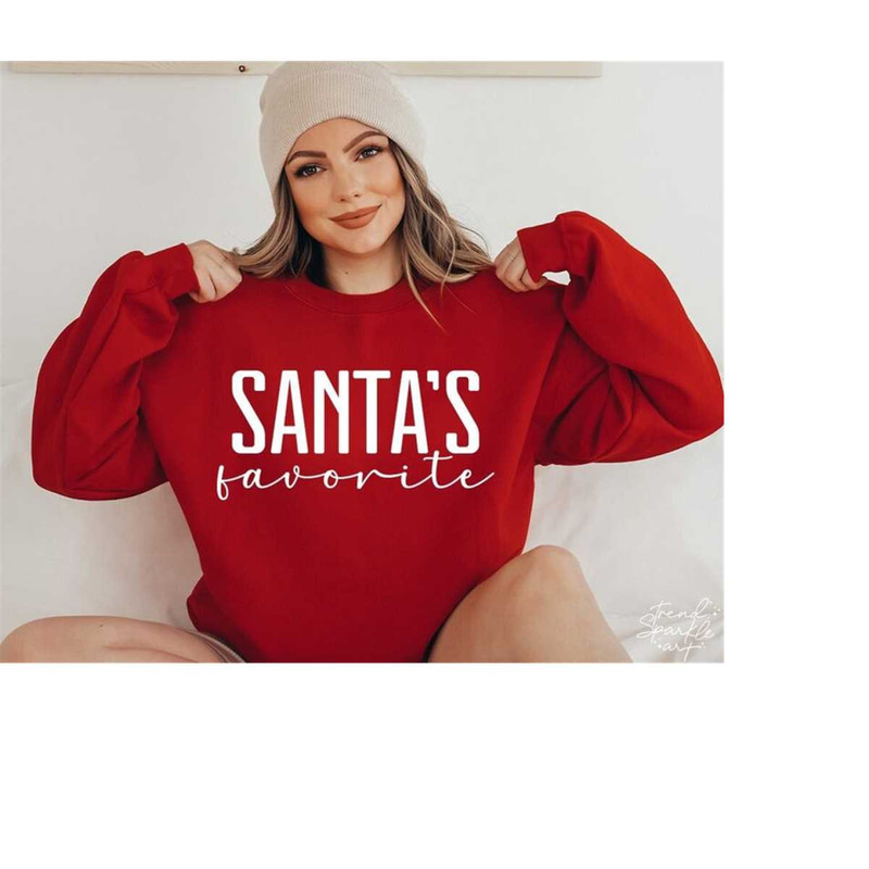 MR-1582023225658-santas-favorite-svg-png-christmas-svg-christmas-shirt-image-1.jpg