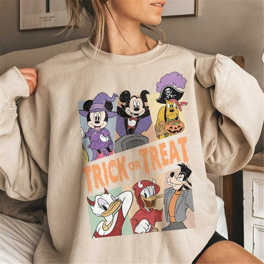 MR168202315319vintagedisneyhalloweentrickortreatsweatshirtretroimage1jpg