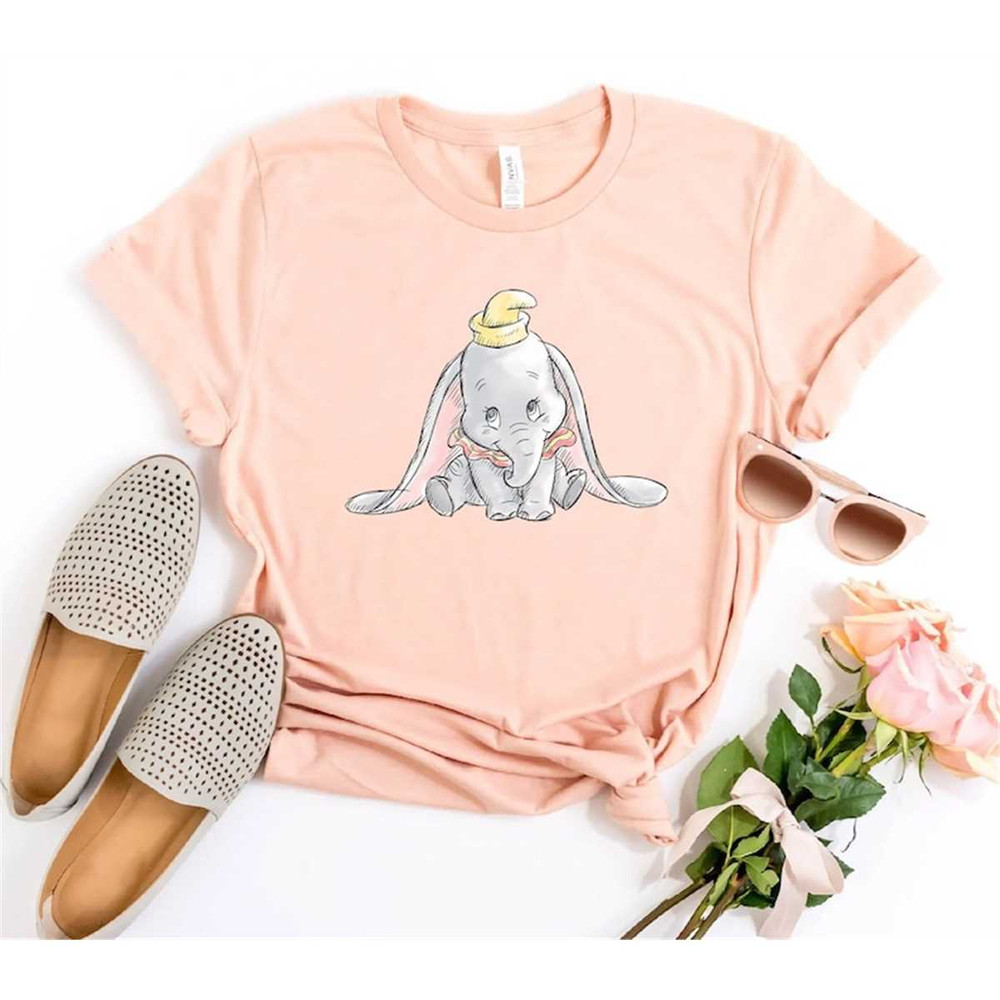 MR1682023153437vintagedumbodisneyshirtvintagedisneydumbocharactersimage1jpg