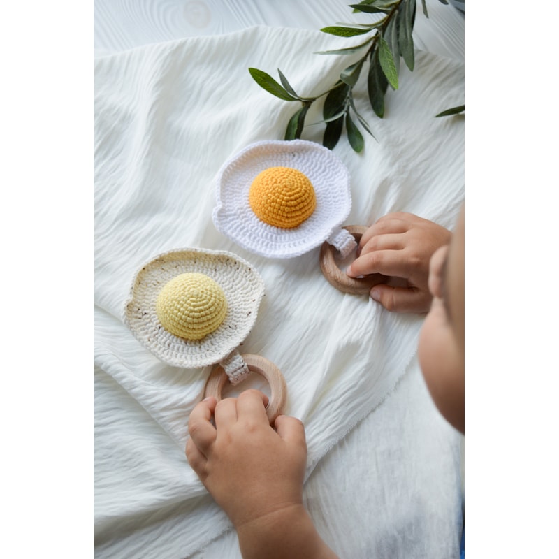 Fried egg crocheted rattle, cute crochet rattle play food fo | Inspire ...