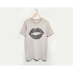 leopard lips shirt, lips kiss t-shirt, lips kiss tee, women top, cozy tee, trendy
