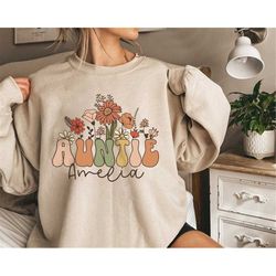 personalized auntie floral sweatshirt, custom name auntie, gift for auntie, wildflower auntie sweater, cool aunt sweatsh