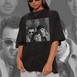 jonas brothers graphic shirt, jonas brothers tour 2023 retro tee, five albums one night shirt, jonas retro 90's tee, joe