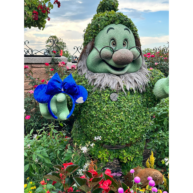 royal blue Ears, snow white inspired Headband, blue ears, sparkle ears, blue heart headband, beauty and the beast headband ears - 3.jpg