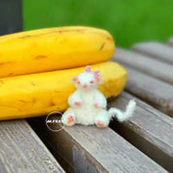 Crochet miniature mouse, amigurami. Exclusive. Friend for children and dolls.