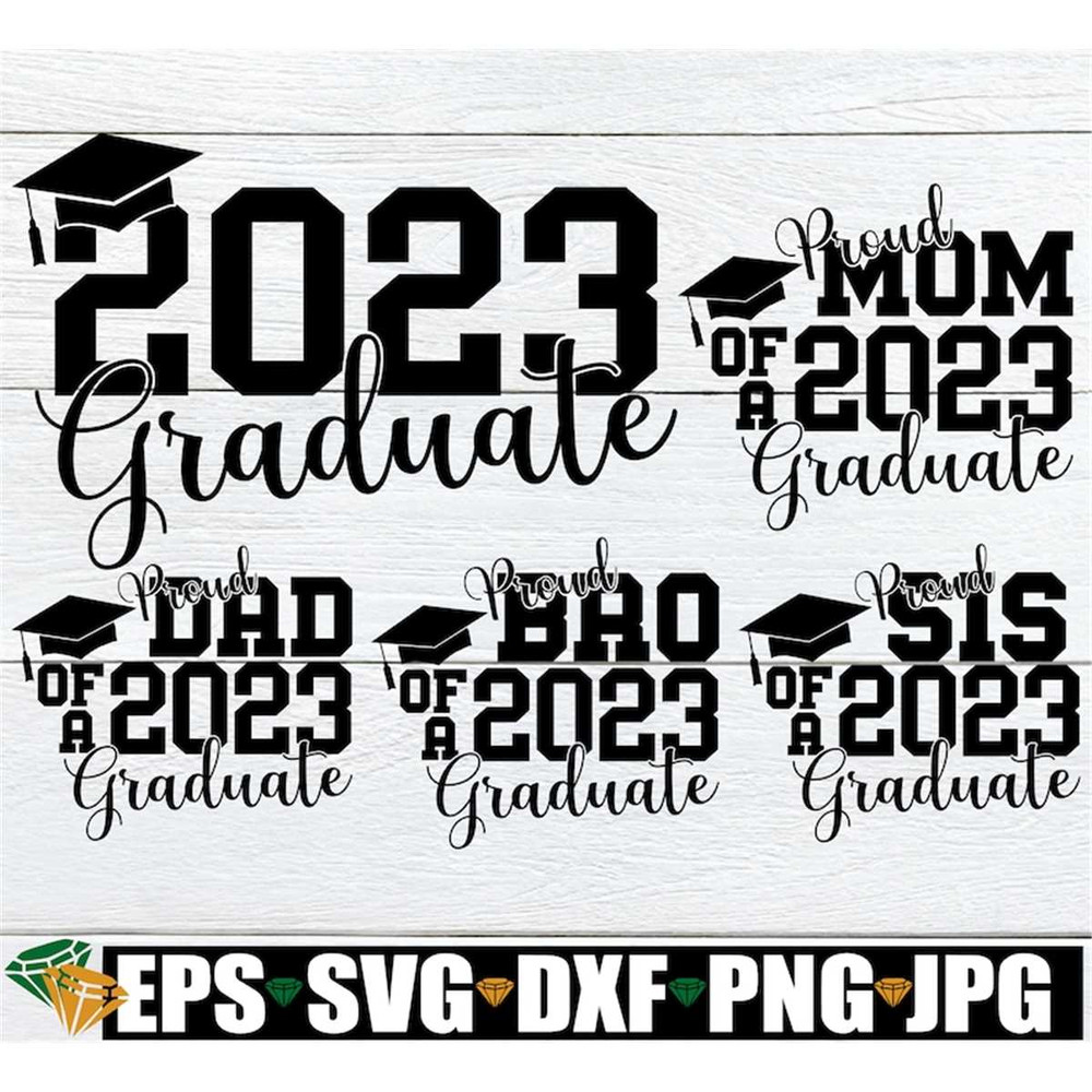 MR-1982023152249-2023-graduate-matching-family-graduation-proud-family-of-a-image-1.jpg