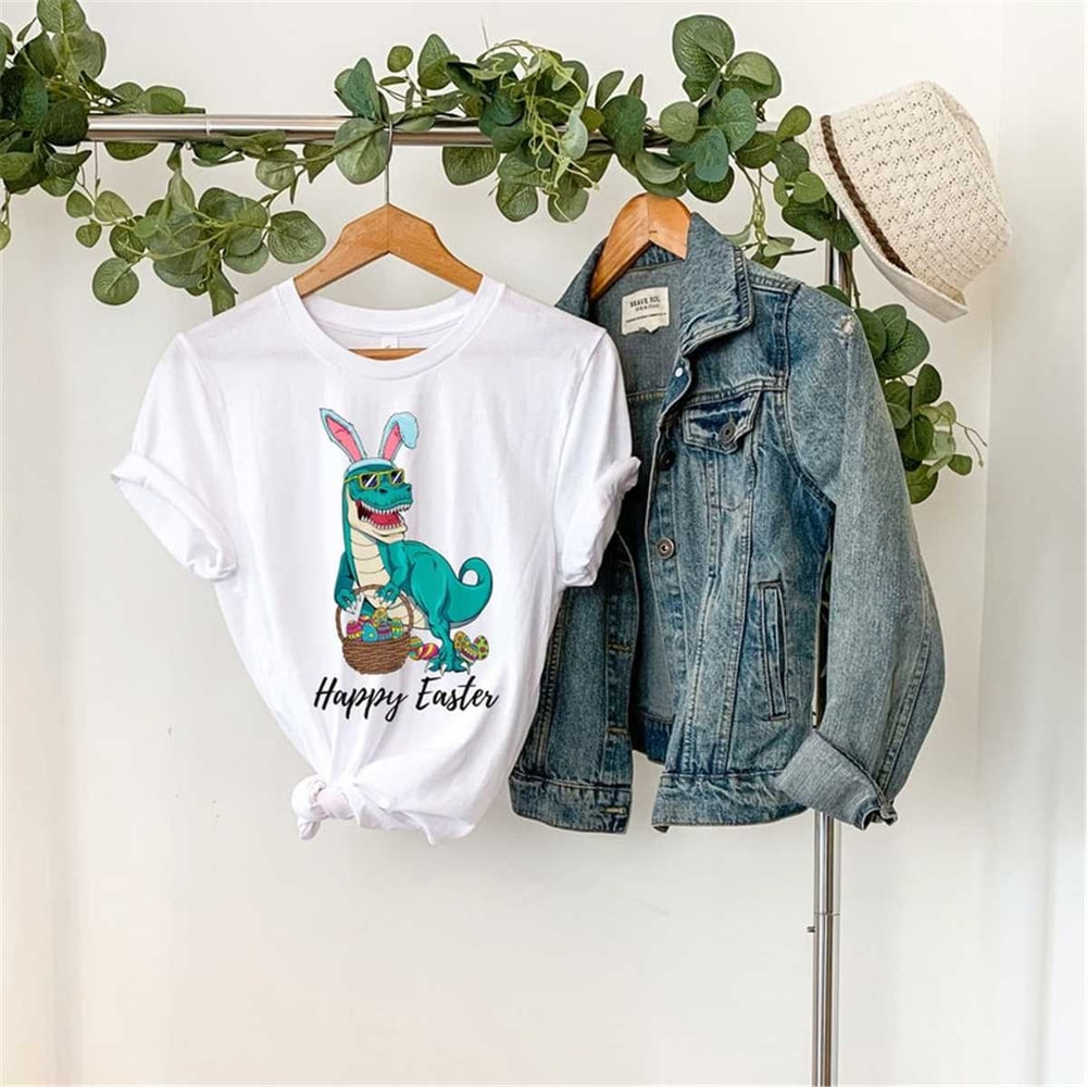 MR2182023173338happydinosaureastershirtfunnyeasterdayteetreximage1jpg