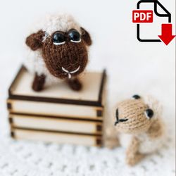 Tiny sheep knitting pattern. Amigurumi lamb step by step tutorial. DIY New Year decor. English and Russian PDF.