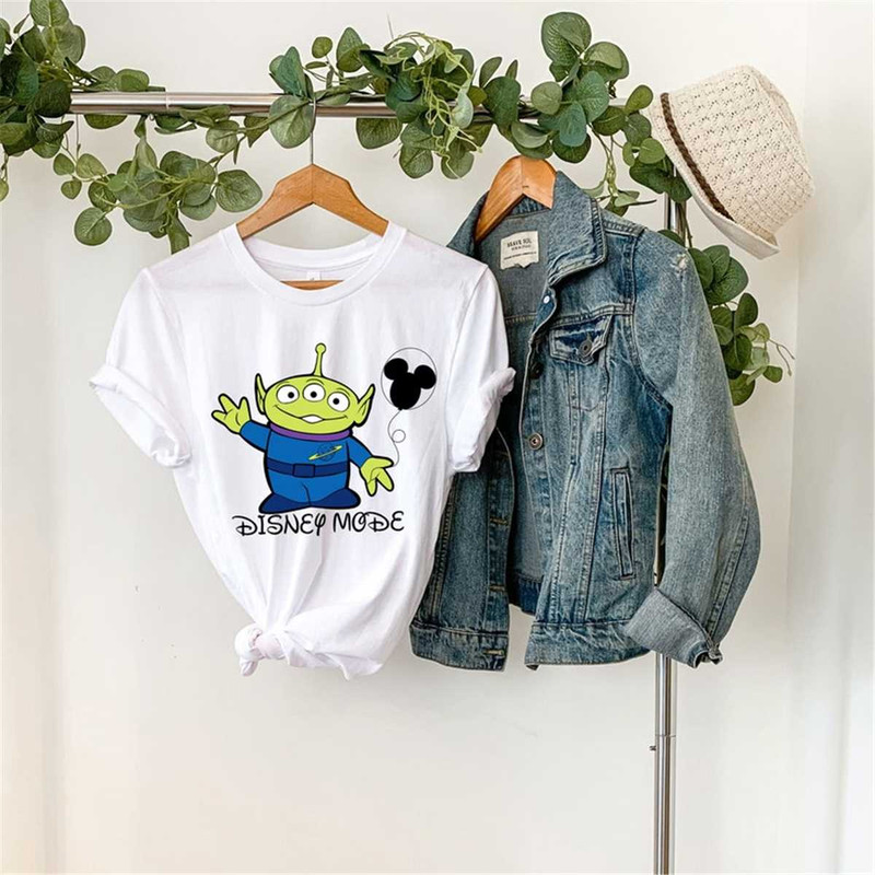 MR22820238142disneymodelittlegreentshirtlittlegreenalienshirtimage1jpg