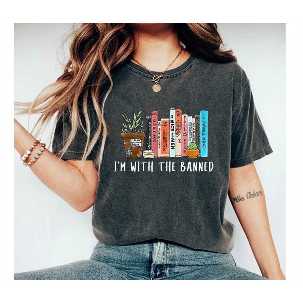 MR-2282023174532-im-with-the-banned-shirt-banned-books-t-shirt-bookworm-image-1.jpg