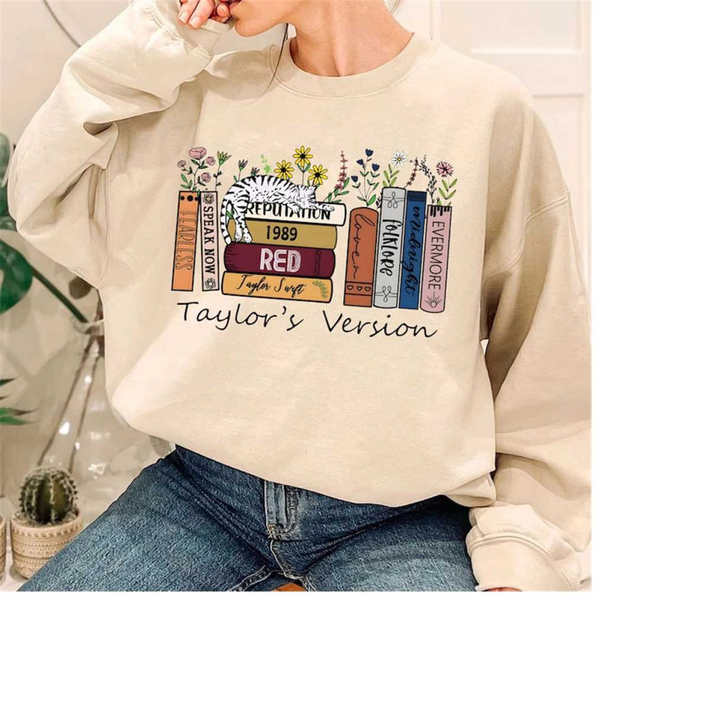 MR-248202391739-taylor-swift-merch-taylors-version-music-albums-as-books-image-1.jpg