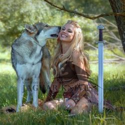 handmade stainless steel hunting sword fix blade rose wood handle custom hunting hand forged swords gift outdoor mk6152m