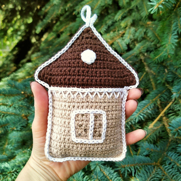 crochet gingerbread house ornament.jpeg