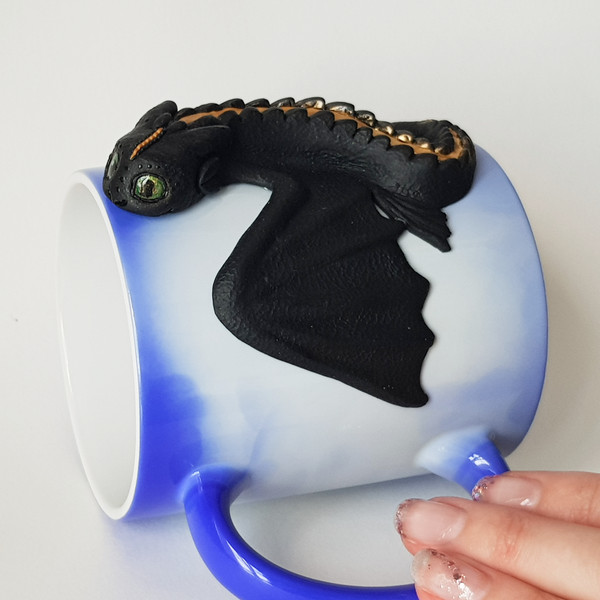 Color changing Mug Dragon Blue Flash Toothless How to Train Your Dragon 2.png