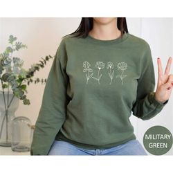 custom birth month birth flower sweatshirt, gift for her, flower sweater, sentimental gift idea, valentines day, persona