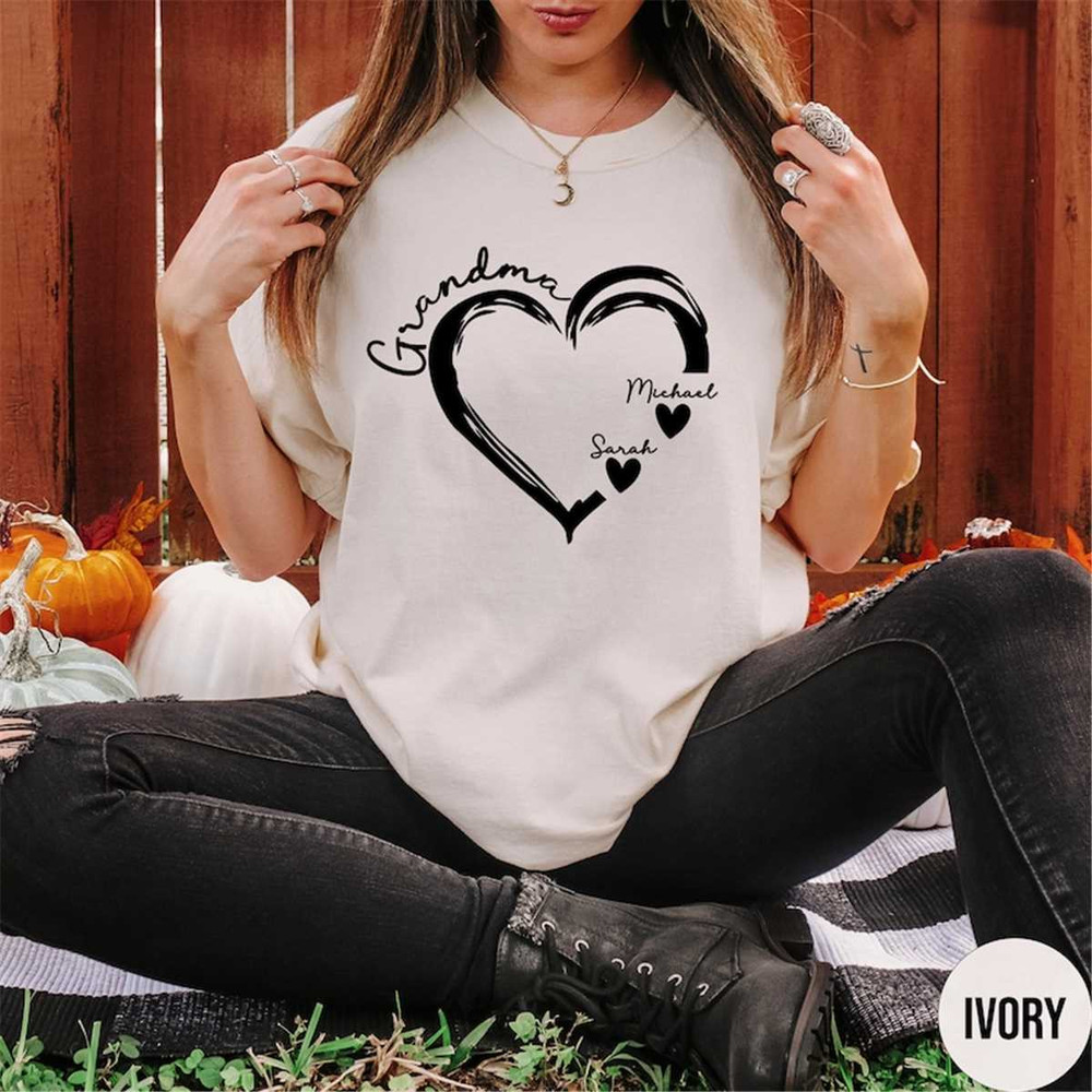 MR-258202383740-custom-grandma-shirt-grandma-heart-tshirt-grandkids-name-image-1.jpg
