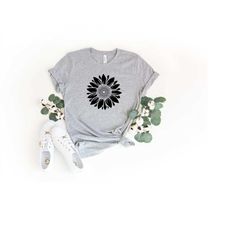 sunflower daisy shirt, daisy shirt, sunflower shirt, garden shirt, flower shirt, fall shirt, spring shirt