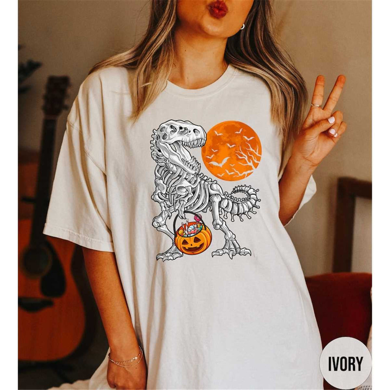 MR-258202391555-dinosaur-skeleton-shirt-halloween-tshirt-trex-scary-t-shirt-image-1.jpg