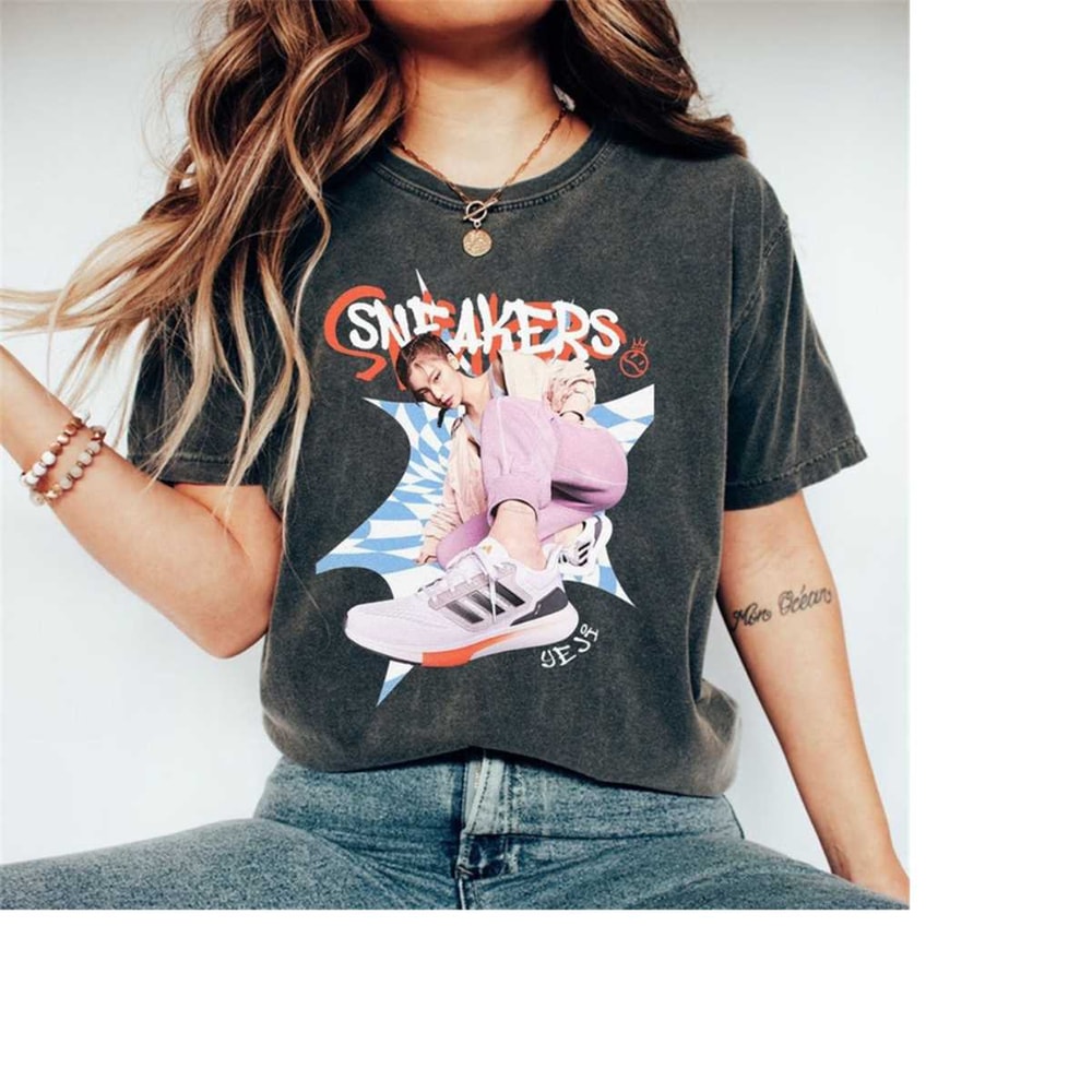 MR-2582023114130-itzy-sneakers-shirt-yeji-itzy-shirt-itzy-kpop-shirt-image-1.jpg
