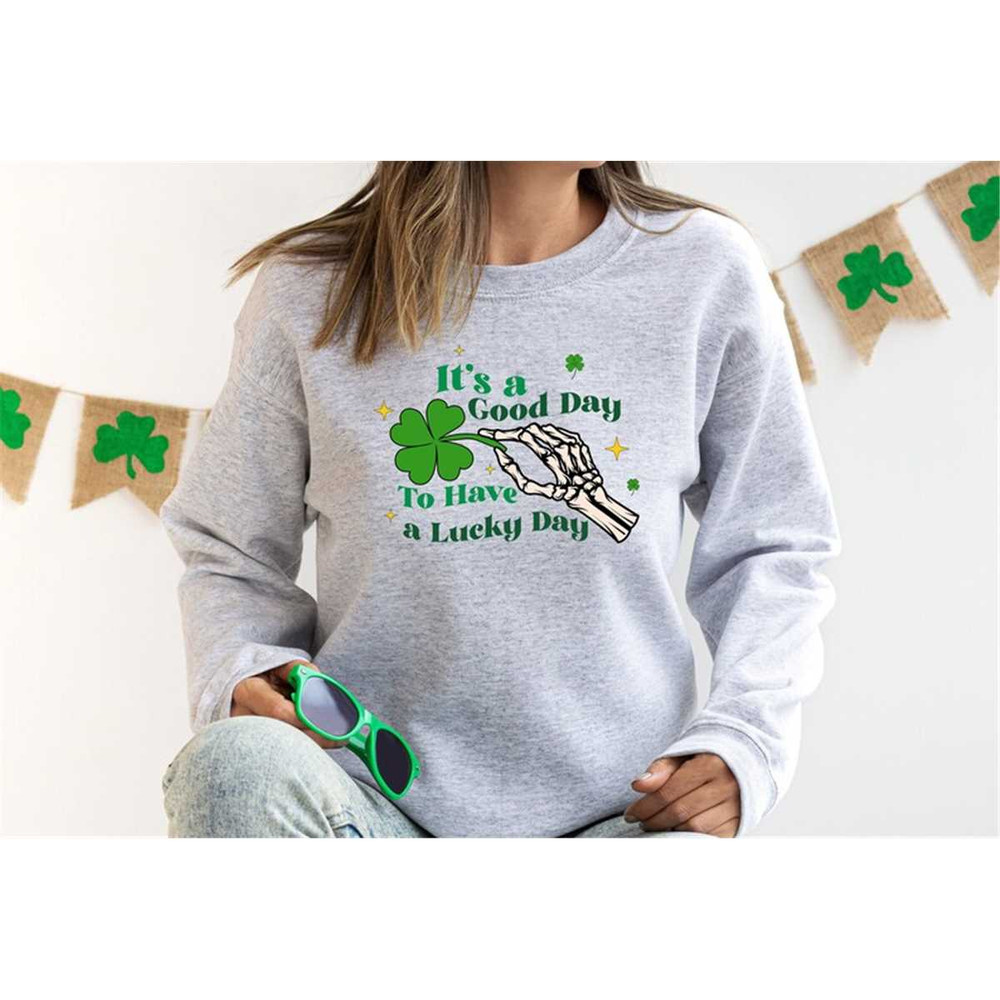 MR-2582023153352-its-a-good-day-to-have-a-lucky-day-shirt-clover-shirt-image-1.jpg