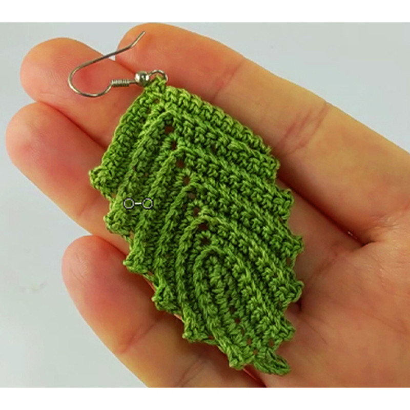 crochet leaf earrings pattern
