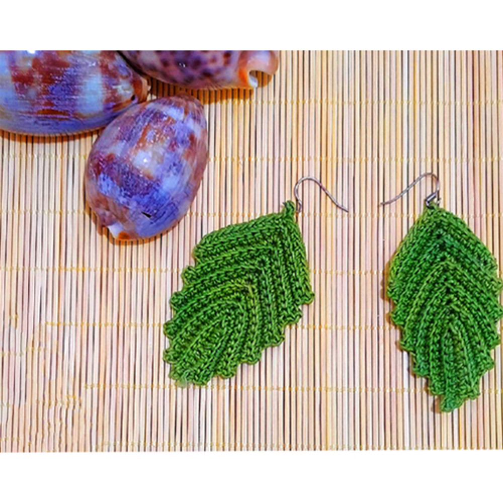 crochet leaf earrings pattern