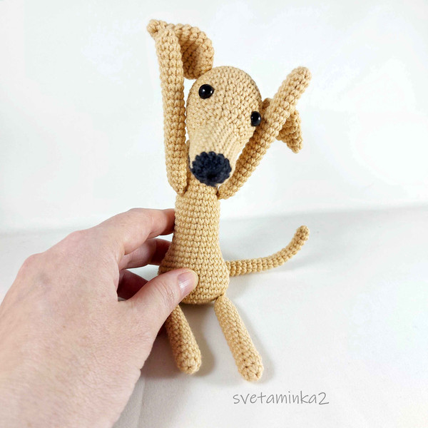 lurcher-crochet-pattern-dog.jpg
