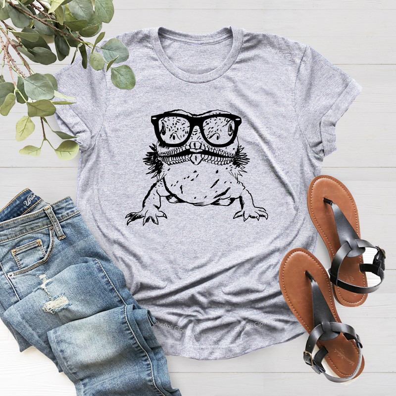 Bearded Dragon Shirt, Nerdy Glasses Animal T-Shirt, Pet Bearded Dragon Lover, Christmas Gift For Her, Cute Bearded Dragon Owner Gift - 1.jpg