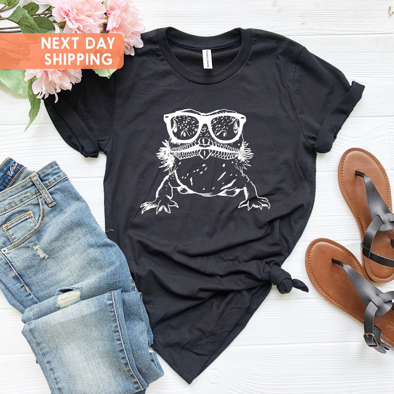 Bearded Dragon Shirt, Nerdy Glasses Animal T-Shirt, Pet Bearded Dragon Lover, Christmas Gift For Her, Cute Bearded Dragon Owner Gift - 3.jpg