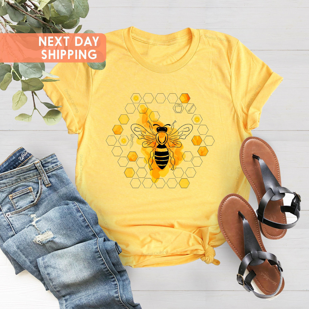 Bee T-shirt, Nature Tee, Vegan Tshirt, Bee Botanical Shirt, Gift For Her, Cute Bee Shirt, Xmas Gifts, Bumblebee Trendy Shirt, Summer Shirt - 3.jpg