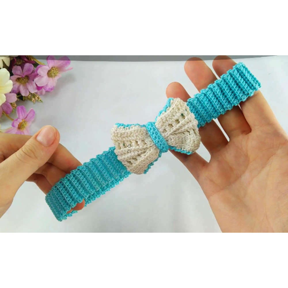 Crochet headband pattern