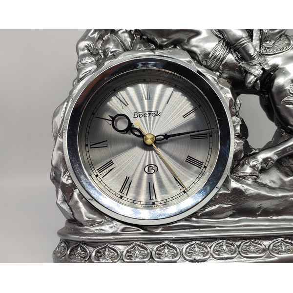 Vostok-Napoleon-Sculptural-Table-Clock-With-Alarm-5