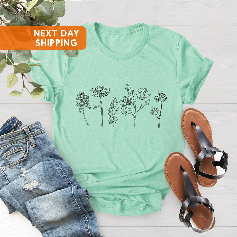 Flower Shirt, Wildflower Tshirt, Ladies Shirts, Vintage Floral Shirt, Gift for Women, Wild Flowers Shirt, Botanical Tshirt, Best Friend Gift - 3.jpg