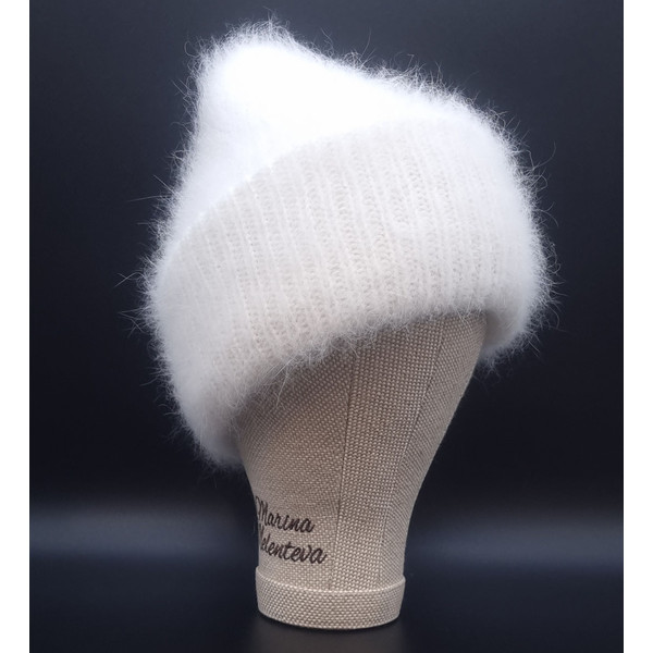 Womens winter angora hat (5).jpg