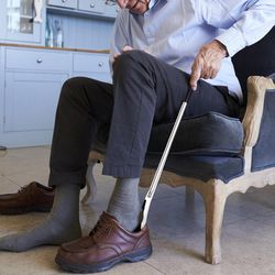 durable long handle shoe horn