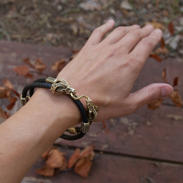 goat-bracelet