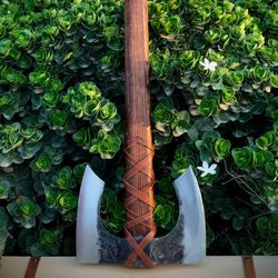 double axe with leather sheath, valknut viking axe, double headed axe, large battle axe, handmade gifts, viking axes