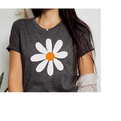 daisy shirt, wildflower shirt, flower tshirts, aesthetic clothing, hippie shirt, boho shirt, 031