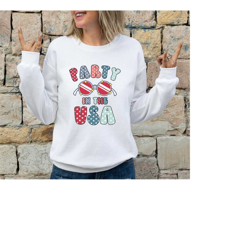 MR-30820239477-party-in-the-usa-sweatshirt-youth-crewneck-sweatshirt-image-1.jpg