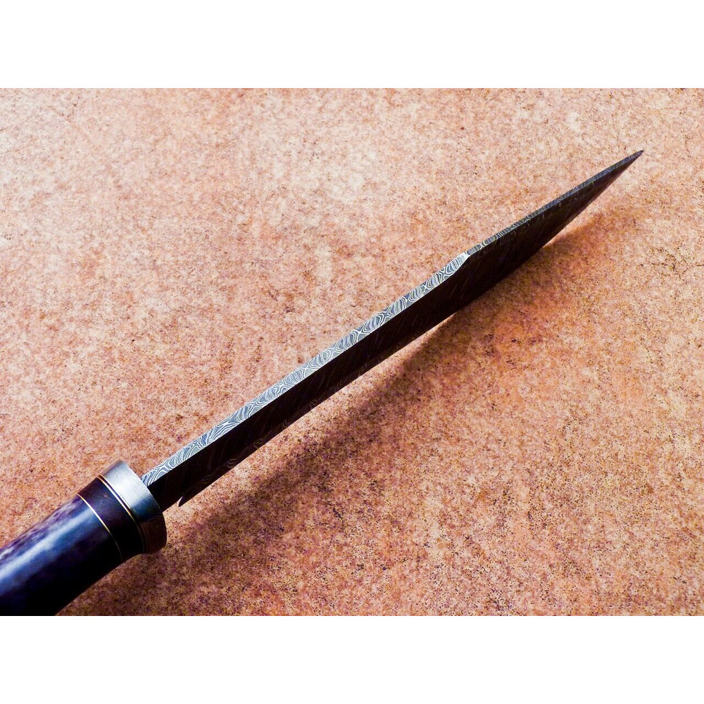 Damascus Blade Knife.jpg